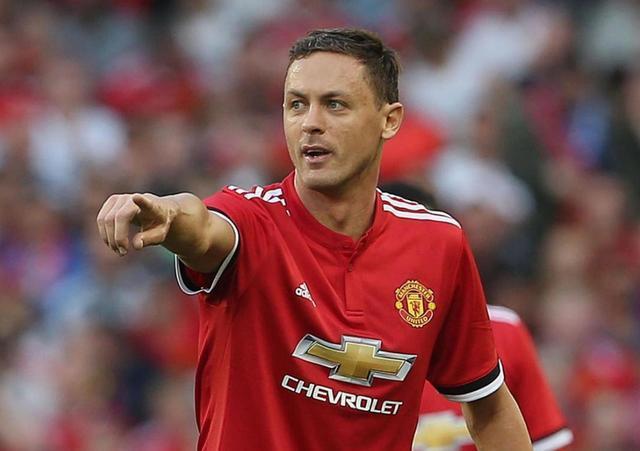 表现可谓截 表现可谓截